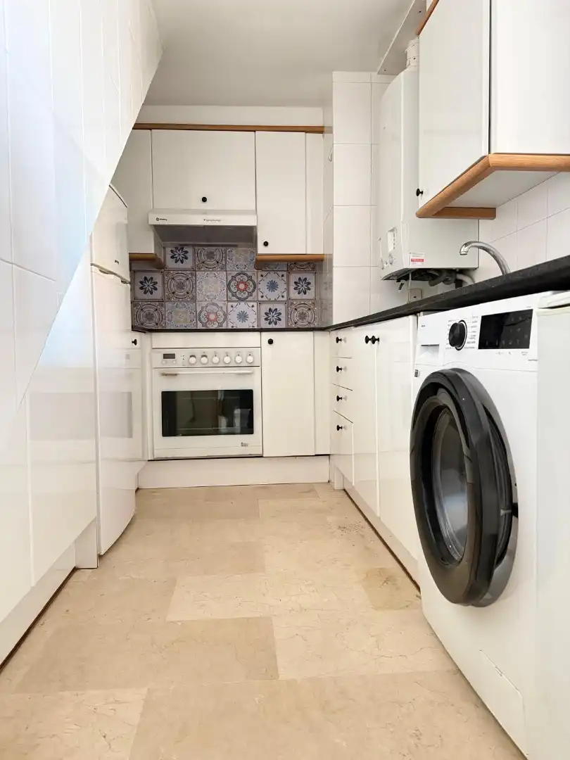 Cuina de Àtic en venda en Girona amb Aire condicionat, Calefacció i Parquet