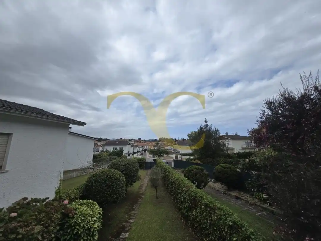 Vista exterior de Casa o chalet en venta en Llanes con Calefacción, Jardín privado y Terraza