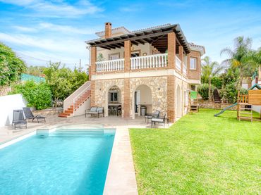 Casa amb piscina en venda a Mijas pueblo
