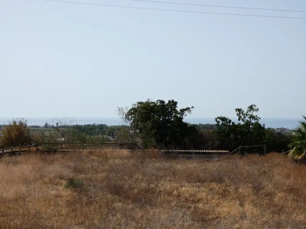Country homes for sale in Almayate