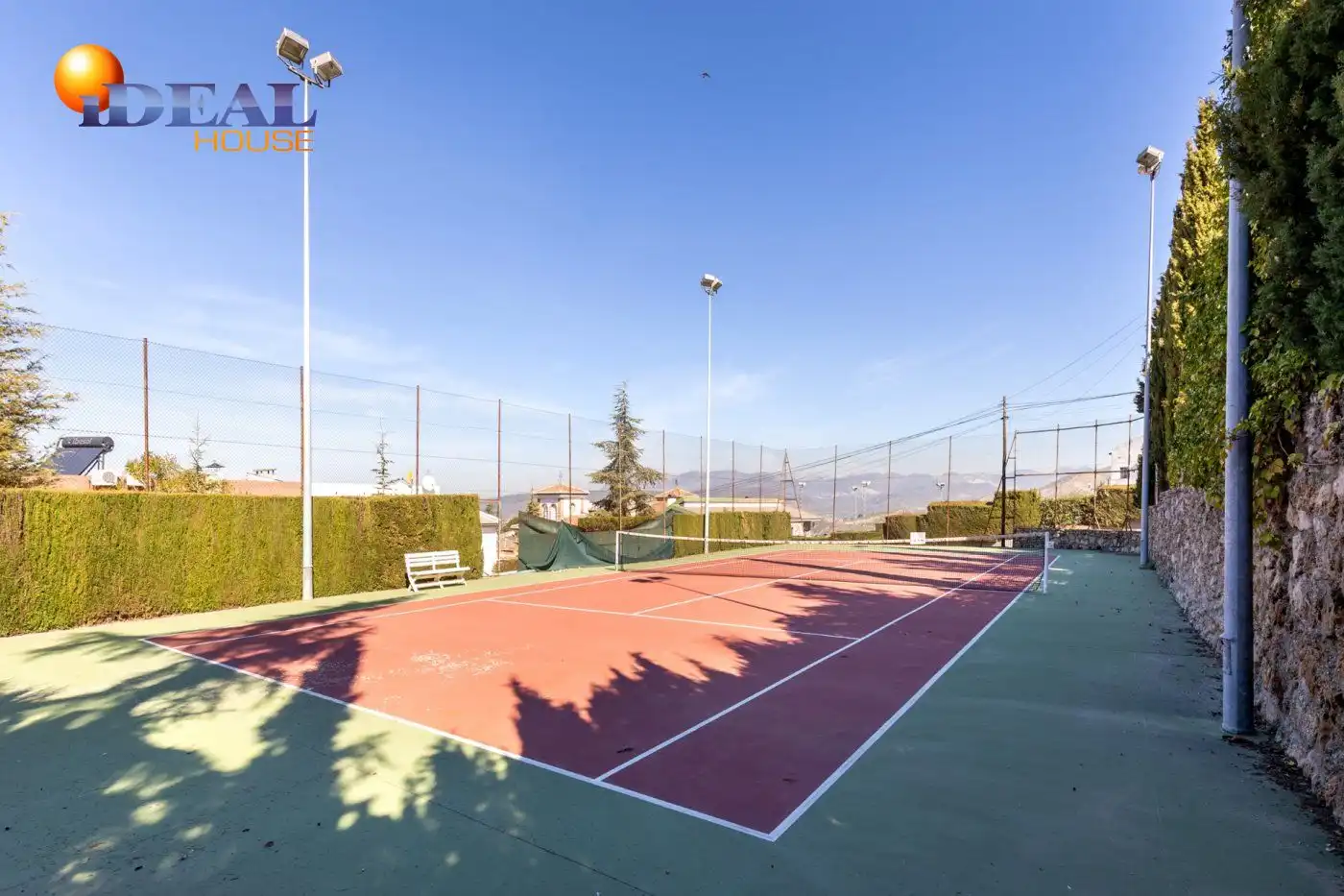 Villa mit Terrasse zum Verkauf in Avenida BERMEJALES DE LOS, imagen 4