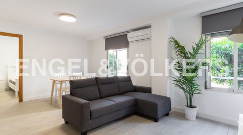 Foto 4 de Piso de alquiler en En Corts - Doctor Waksman, Valencia Capital