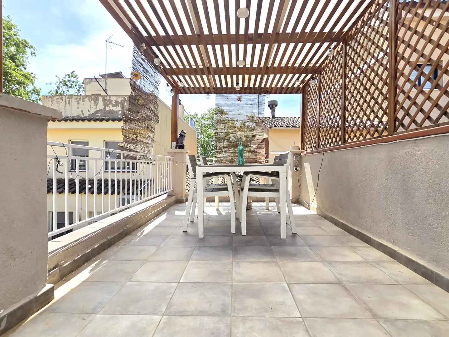 Terrasse von Maisonette zum Verkauf in Cerdanyola del Vallès mit Klimaanlage, Heizung und Parkett