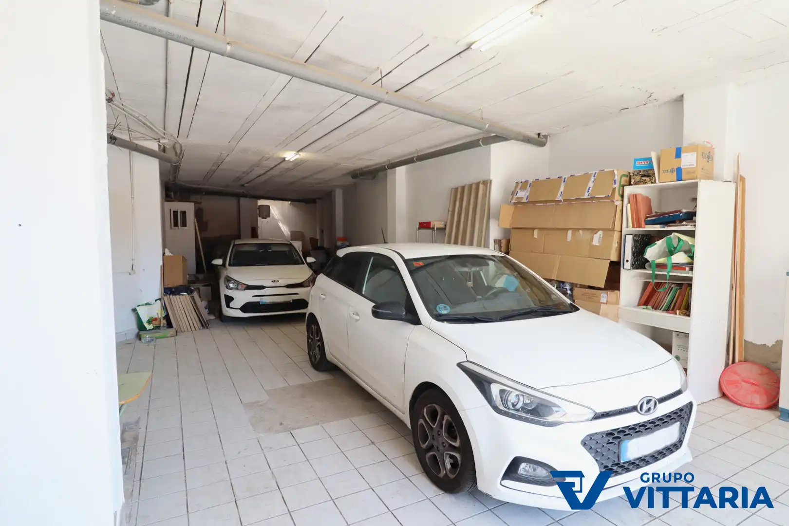 Parking de Casa adosada en venta en Almería con Aire acondicionado, Terraza y Trastero