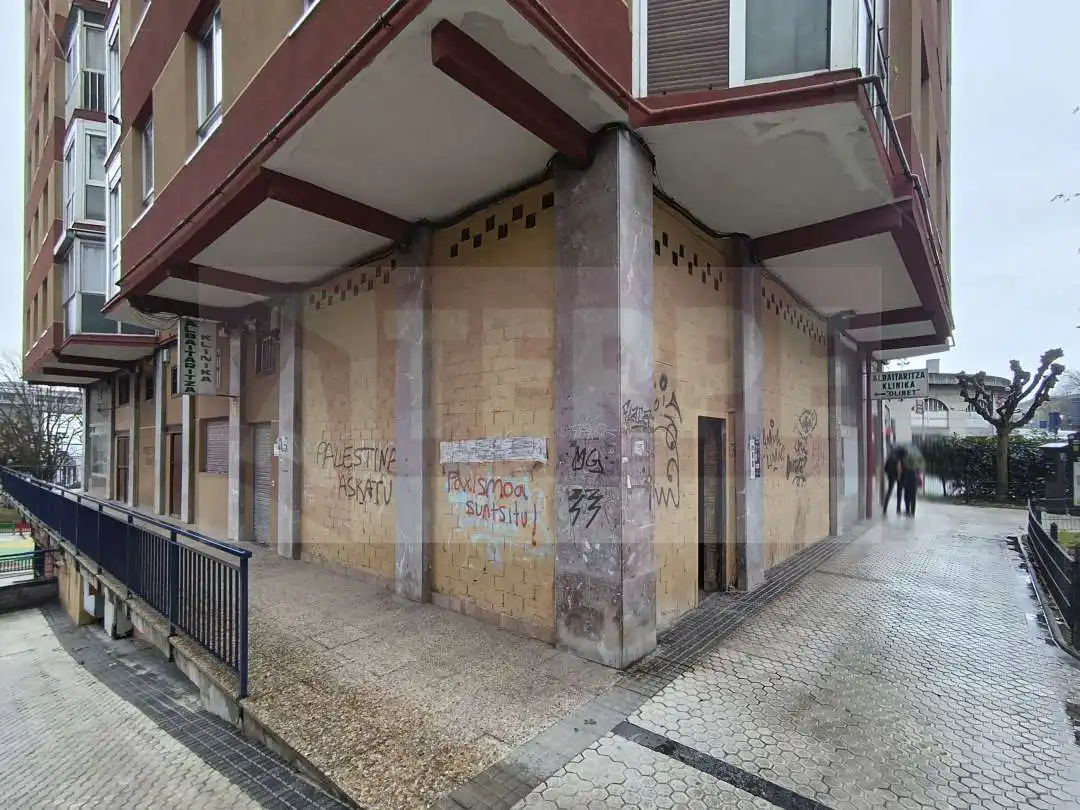 Vista exterior de Local de alquiler en Errenteria