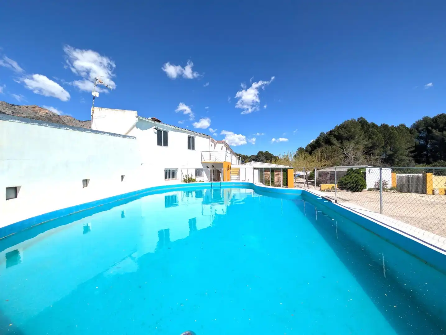 Piscina de Casa o xalet en venda en Gaianes