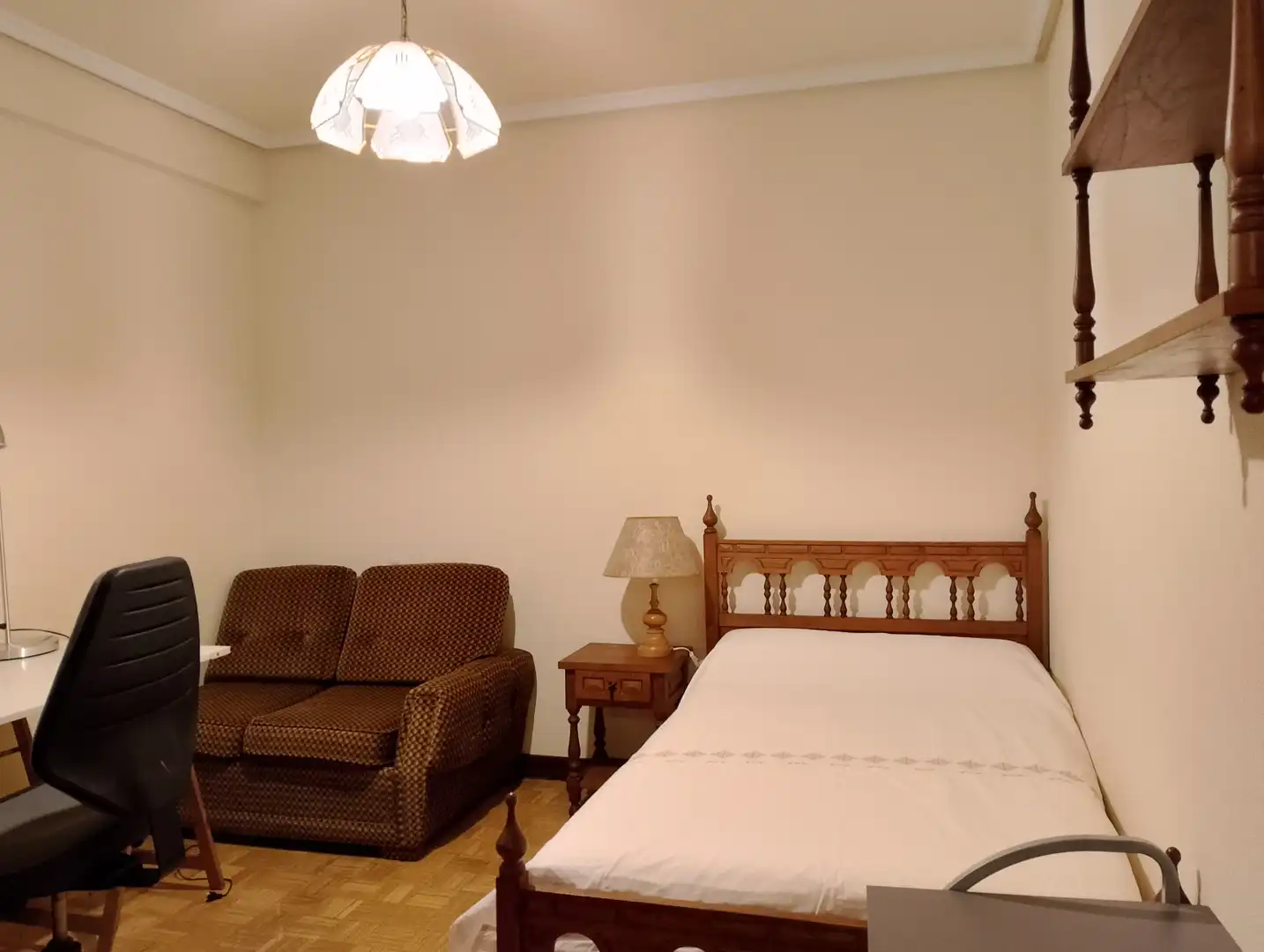Schlafzimmer von Wohnung zur Miete in Donostia - San Sebastián  mit Heizung, Terrasse und Möbliert