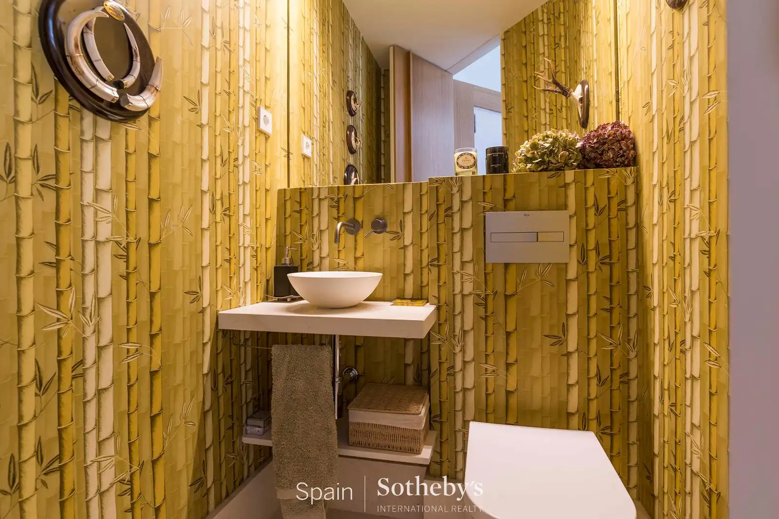 Badezimmer von Wohnungen zum Verkauf in Madrid mit Klimaanlage, Heizung und Abstellraum