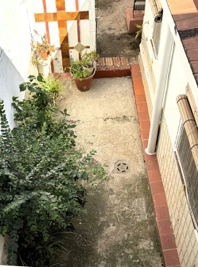 Jardí de Casa o xalet en venda en Sant Boi de Llobregat amb Aire condicionat, Terrassa i Traster