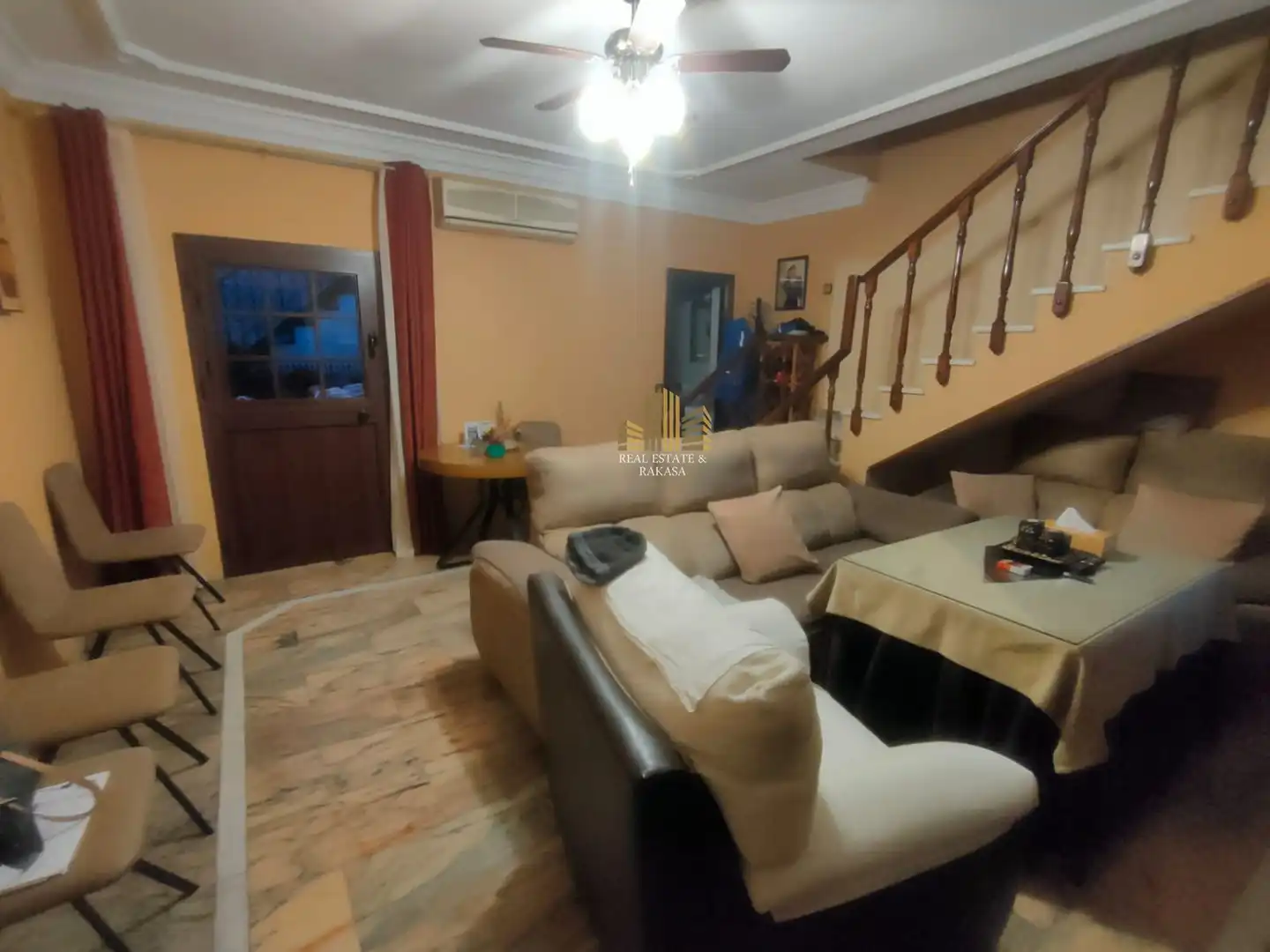 Sala d'estar de Casa o xalet en venda en Alcalá de Guadaira amb Traster