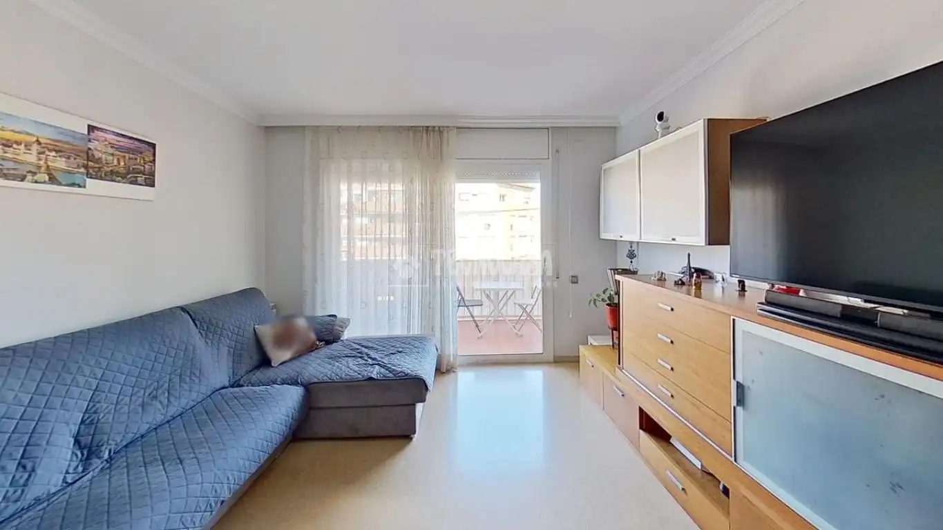 Living room of Flat for sale in Manresa  with Air Conditioner, Terrace and Storage room