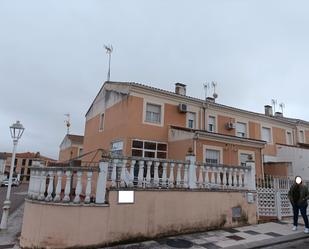 Vista exterior de Casa o xalet en venda en Calera y Chozas amb Aire condicionat