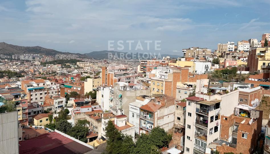 Foto 1 de Pis en venda a Carrer de la Conca de Tremp, El Carmel, Barcelona