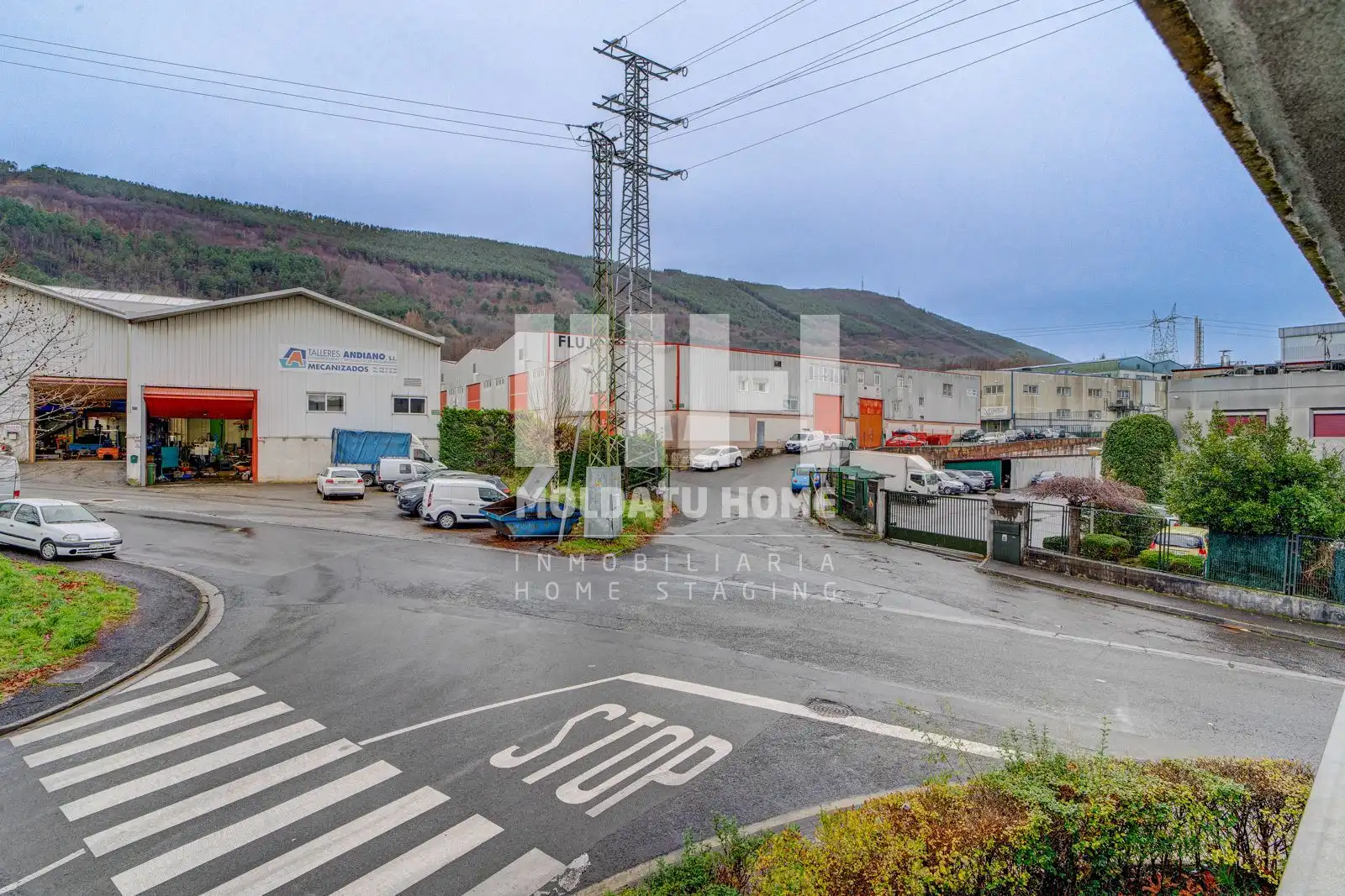 Vista exterior de Oficina en venda en Lezo amb Aire condicionat, Calefacció i Traster