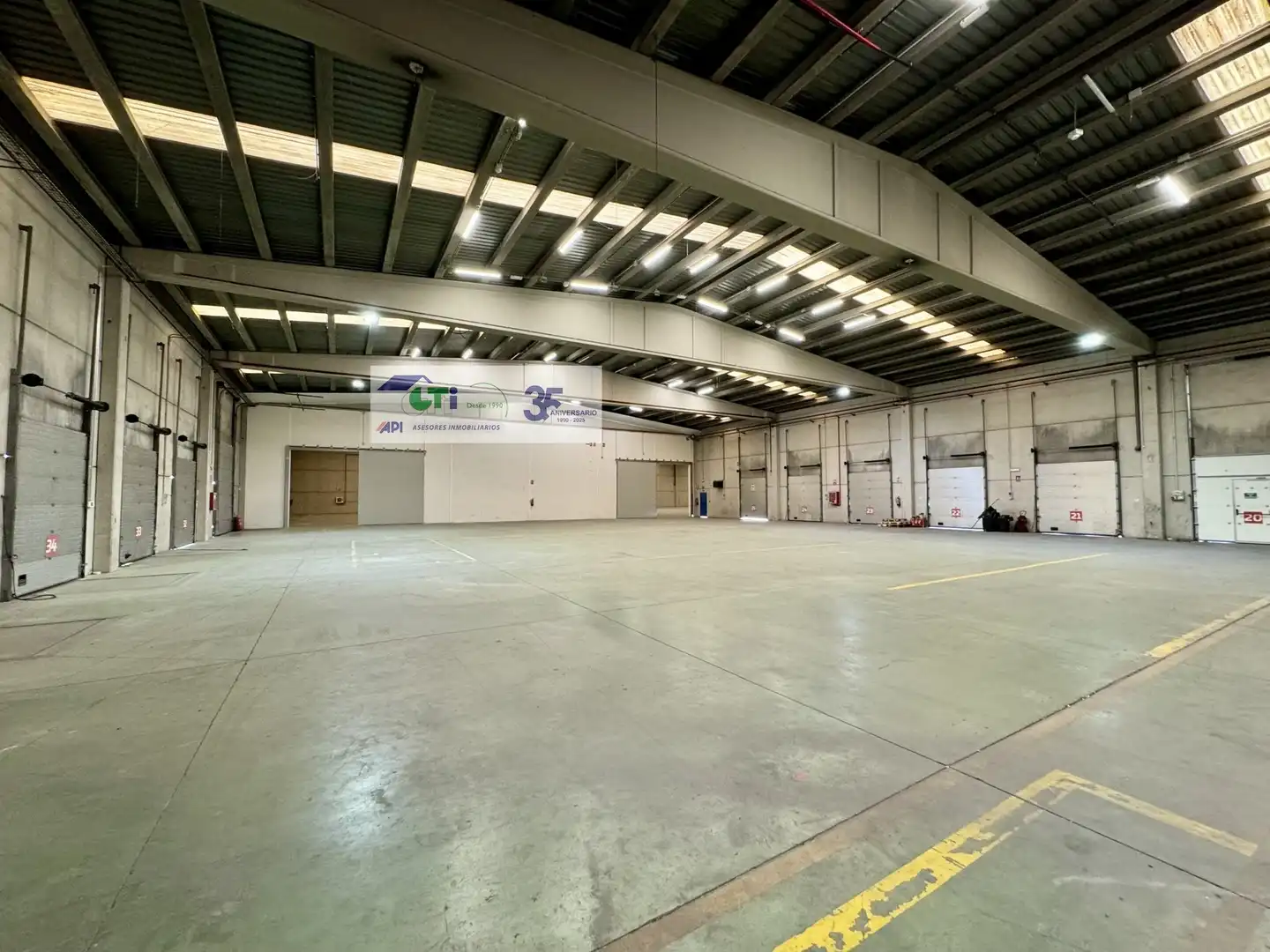 Industrial building to rent in C/ RÍO DE JANEIRO, imagen 18