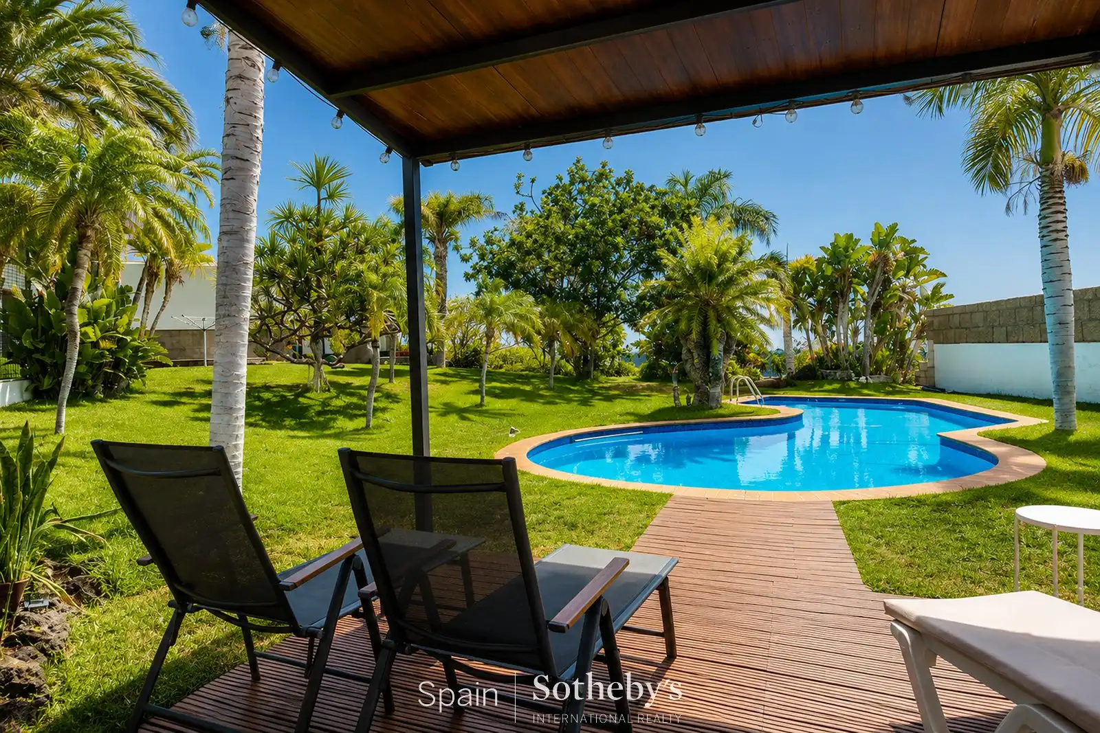 Piscina de Casa o chalet en venta en Candelaria con Aire acondicionado, Calefacción y Jardín privado
