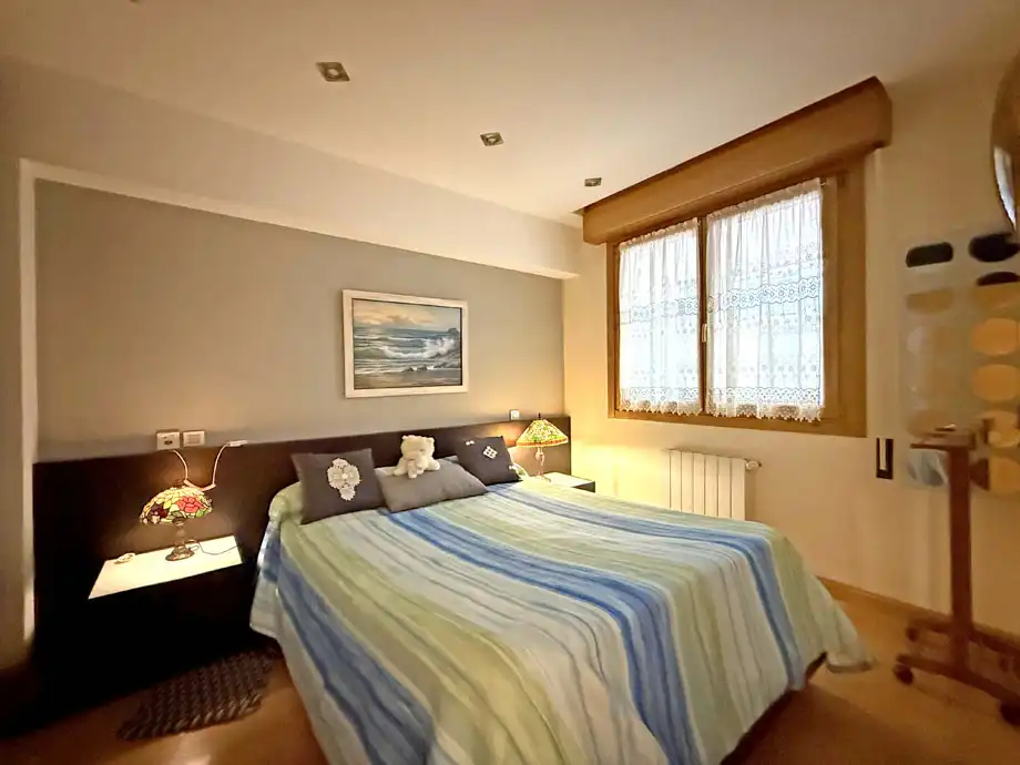 Habitación de Piso en venta en Vitoria - Gasteiz con Calefacción, Trastero y Amueblado
