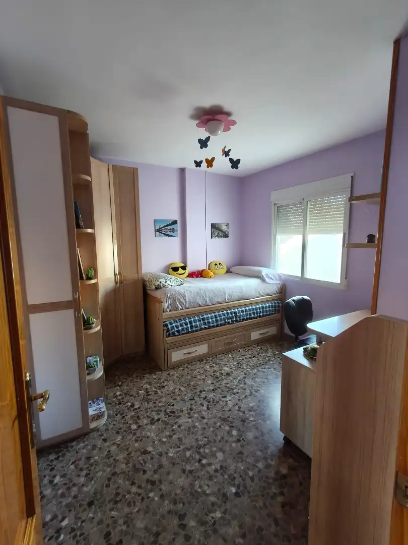 Dormitori de Casa adosada en venda en Maracena amb Moblat