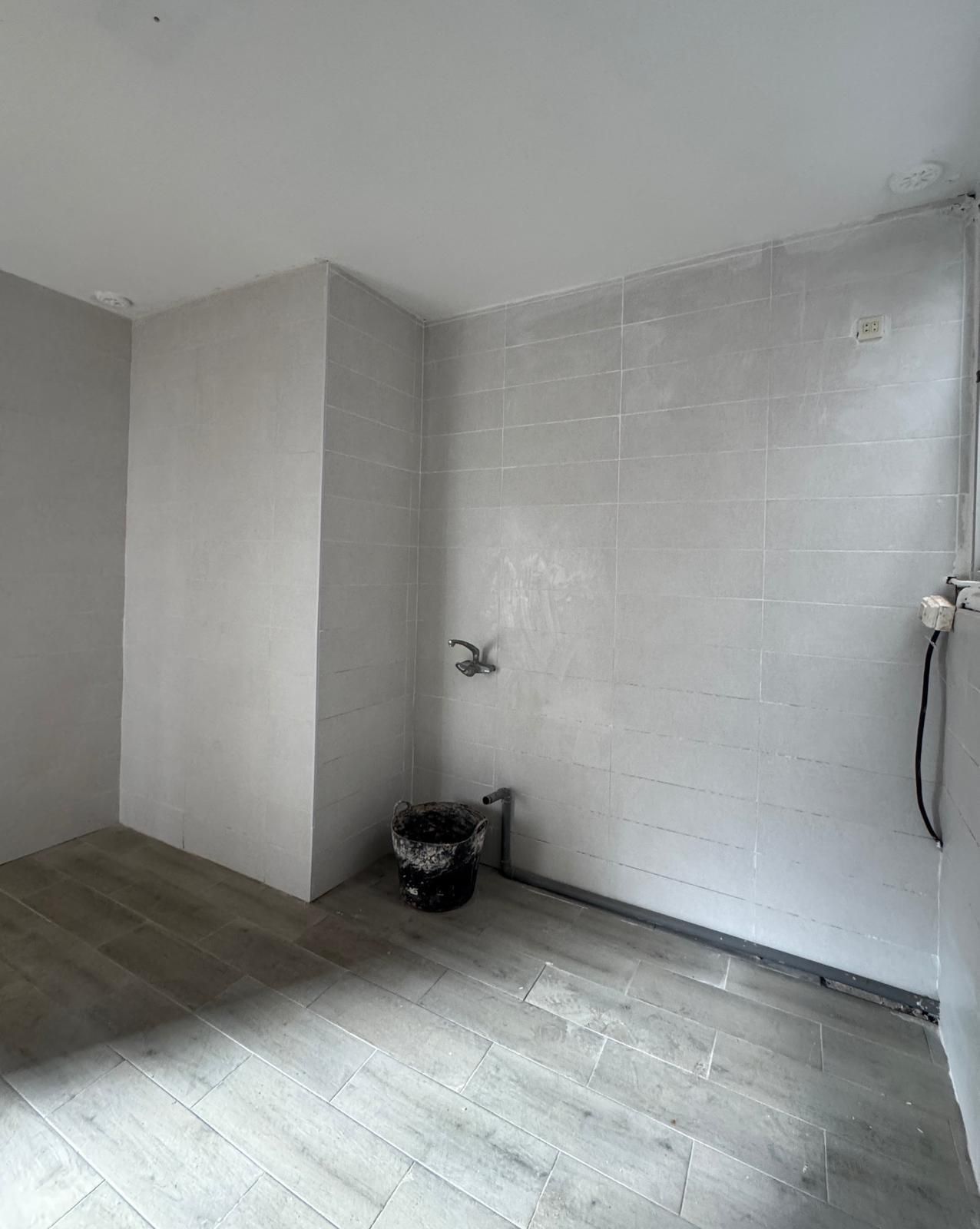 Bany de Pis en venda en  Cádiz Capital amb Traster i Balcó