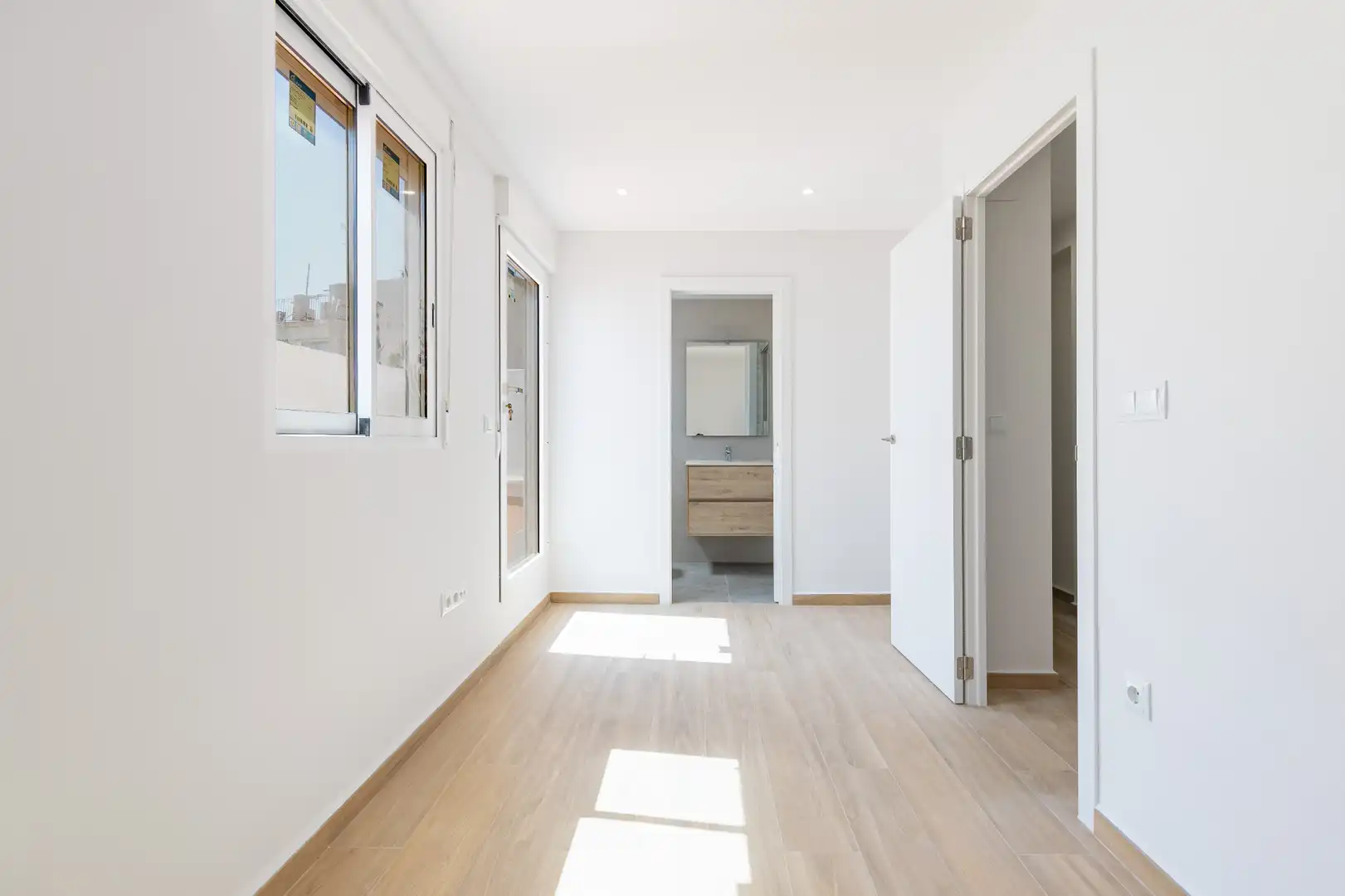 Habitación de Piso de alquiler en Meliana con Aire acondicionado, Terraza y Horno