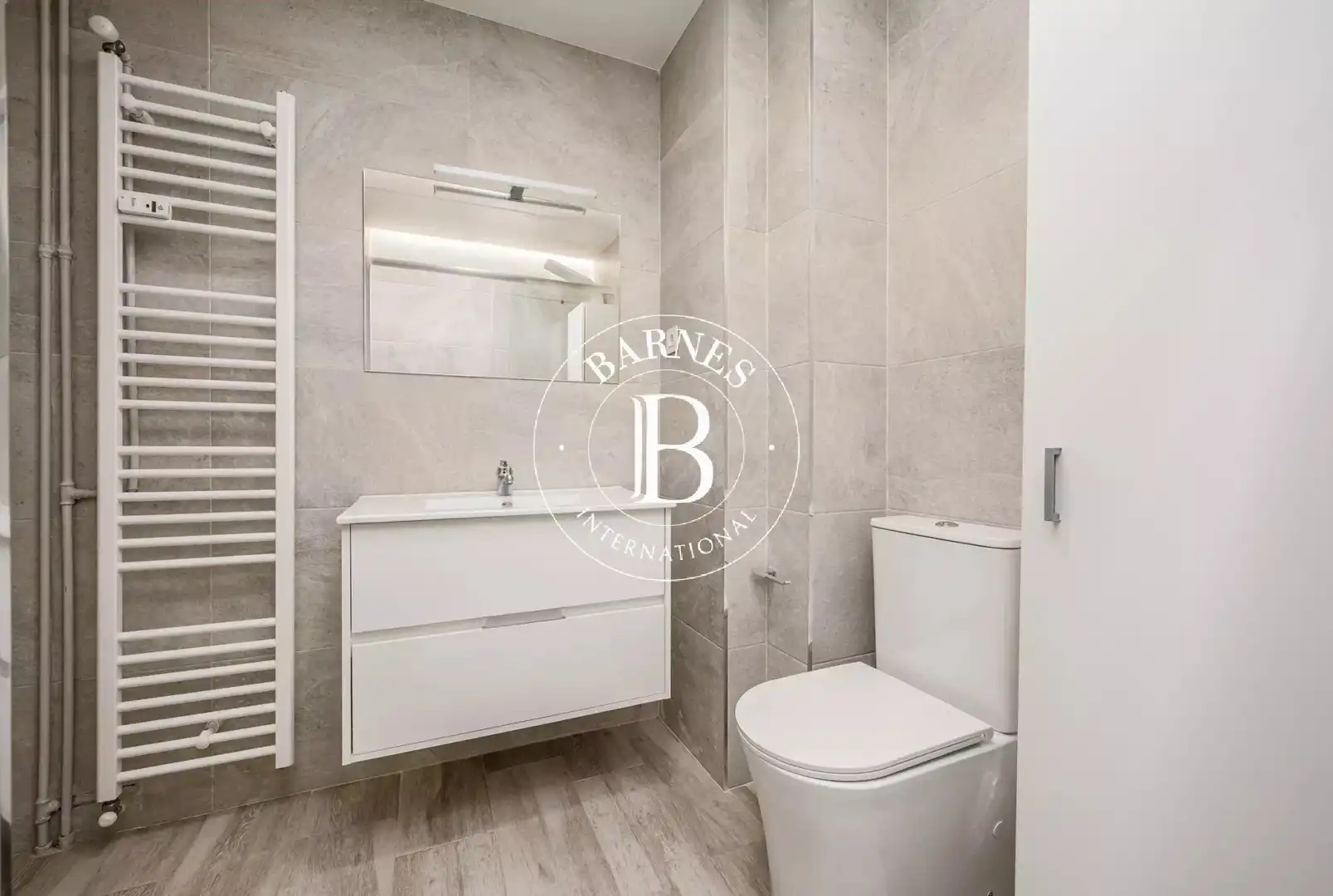 Baño de Estudio de alquiler en Madrid con Aire acondicionado, Calefacción y Amueblado
