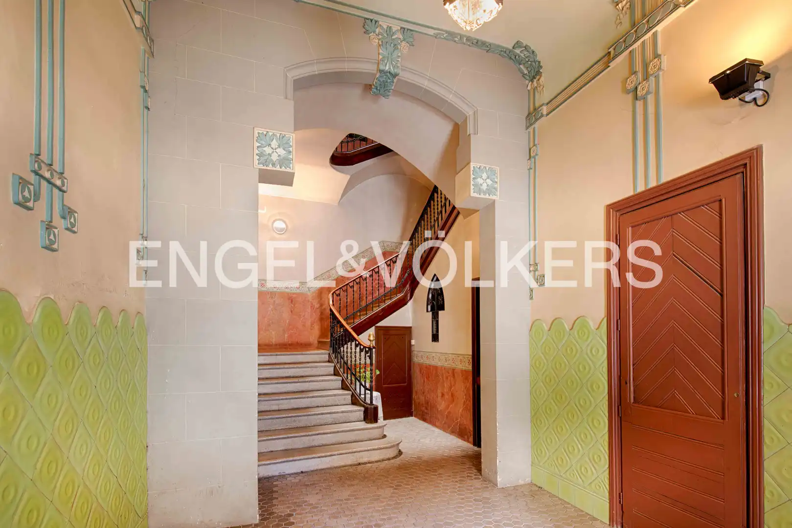Piso en venta en Figueres con Calefacción y Balcón