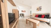 Living room of Flat for sale in  Granada Capital  with Heating and Balcony