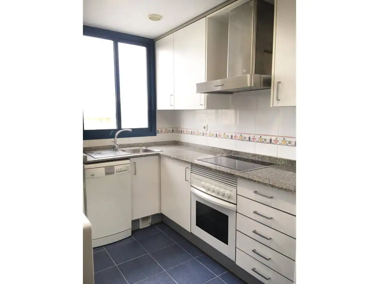 Cocina de Piso en venta en Paterna con Aire acondicionado, Calefacción y Terraza