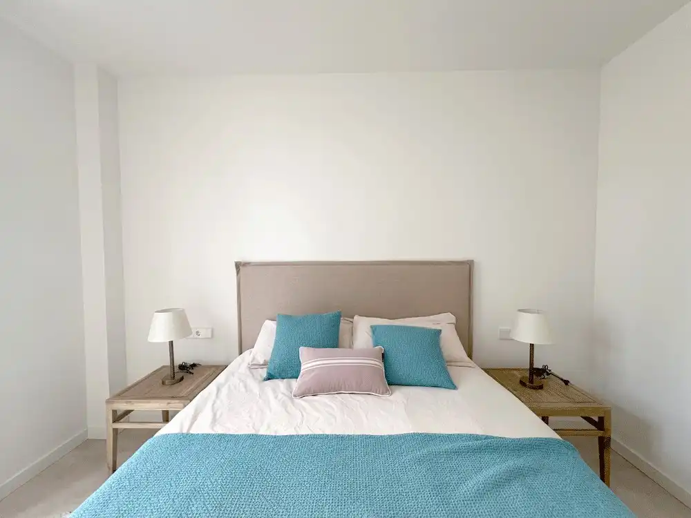 Schlafzimmer von Wohnung zur Miete in Salou mit Klimaanlage, Heizung und Terrasse