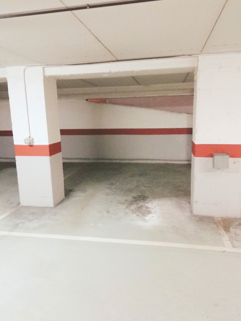 Garage to rent in Calle Doctor Severo Ochoa, 27, Centro