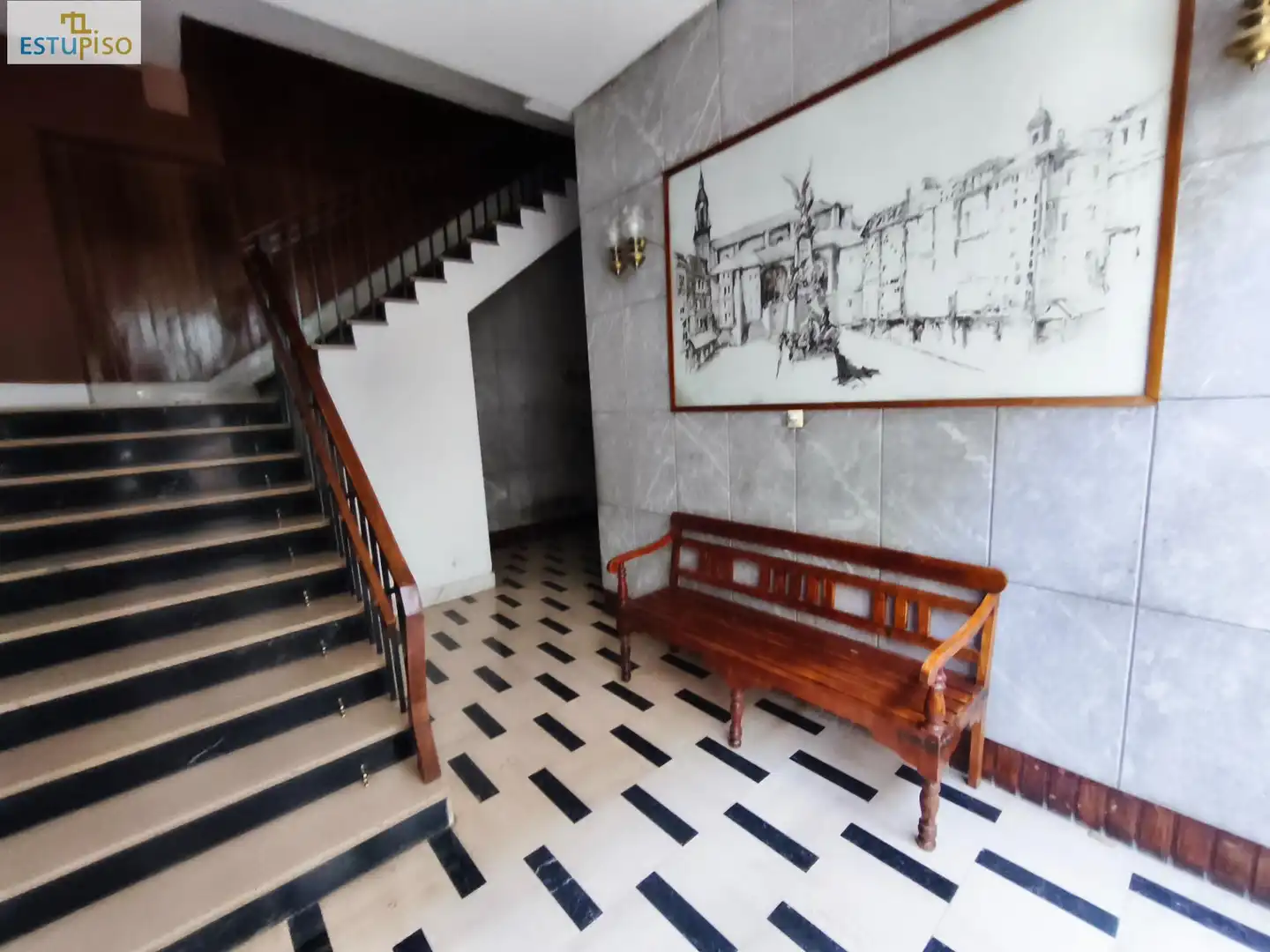 Flat for sale in Ensanche