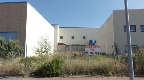 Foto 3 de Terreny industrial en venda a Calle del Nenúfar, Las Flores, Valladolid Capital