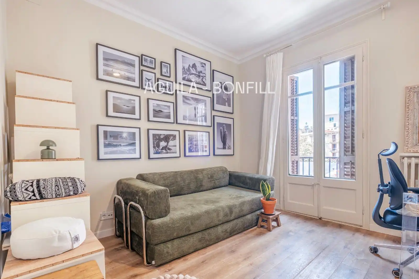Schlafzimmer von Wohnung zum Verkauf in Barcelona mit Klimaanlage, Heizung und Parkett