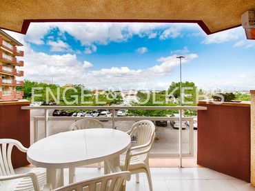 Appartement compact avec balcon à vendre à Plaça Carles Fages de Climent 3