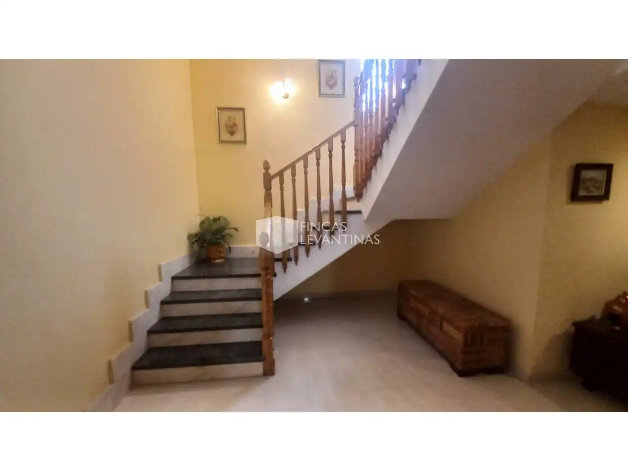 Casa o xalet en venda en San Vicente del Raspeig / Sant Vicent del Raspeig amb Aire condicionat, Jardí privat i Terrassa