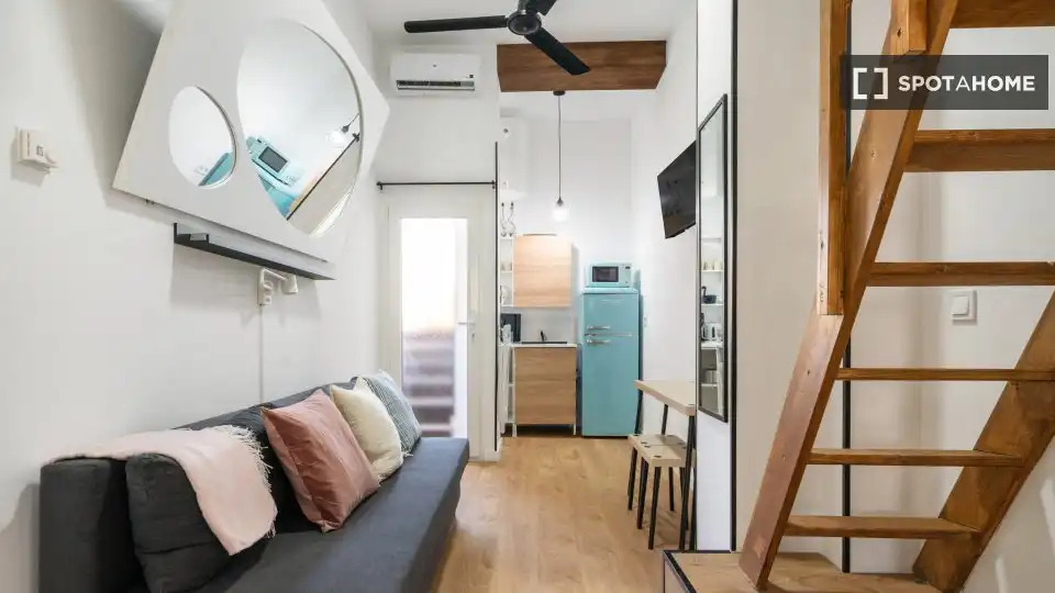 Living room of Apartments for share in Madrid  with Air Conditioner, Heating and Terrace