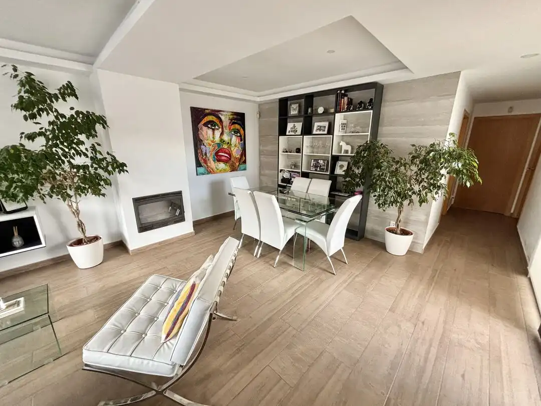 Sala de estar de Casa adosada en venta en Olías del Rey con Aire acondicionado, Calefacción y Piscina