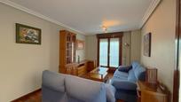 Living room of Flat for sale in Avilés  with Heating, Parquet flooring and Storage room