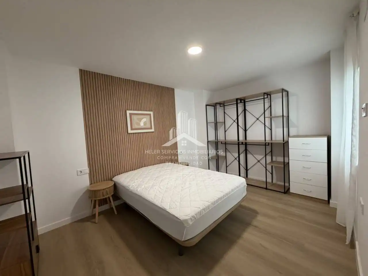 Dormitori de Estudi de lloguer en Vila-real amb Parquet i Moblat