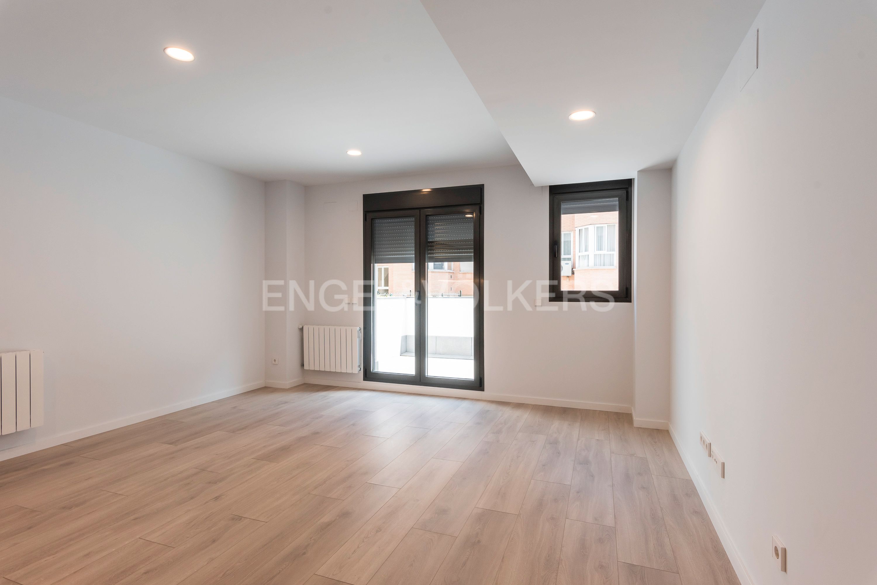 Apartment to rent in  Madrid Capital  with Air Conditioner, Heating and Terrace