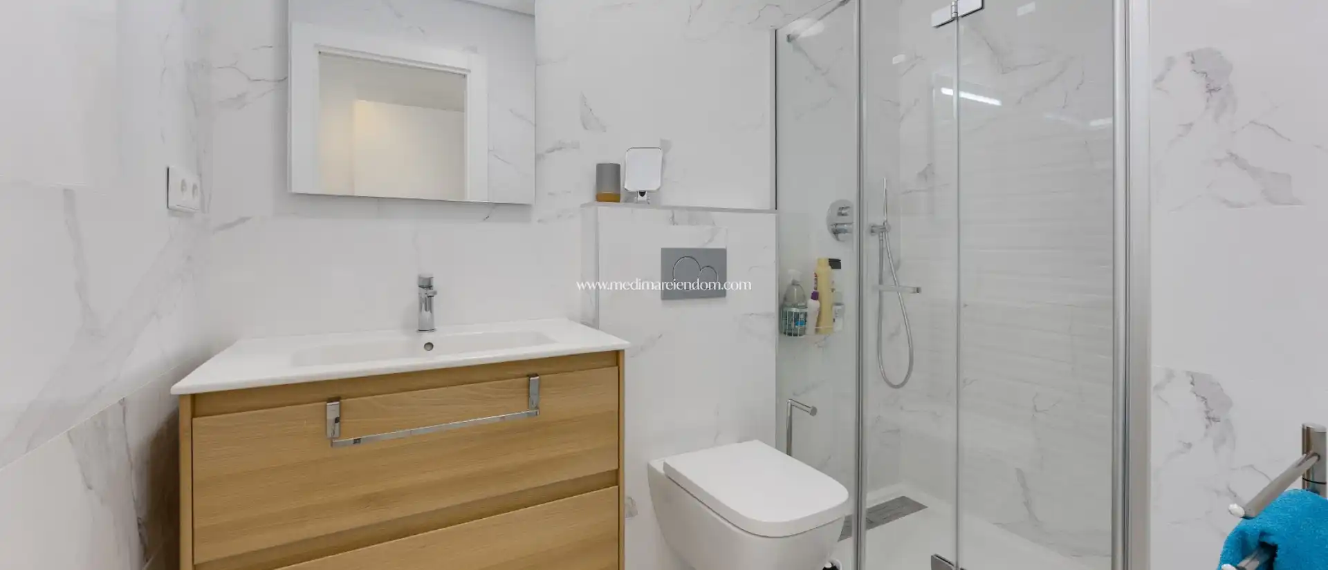 Bany de Apartament en venda en Santa Pola amb Aire condicionat, Calefacció i Terrassa