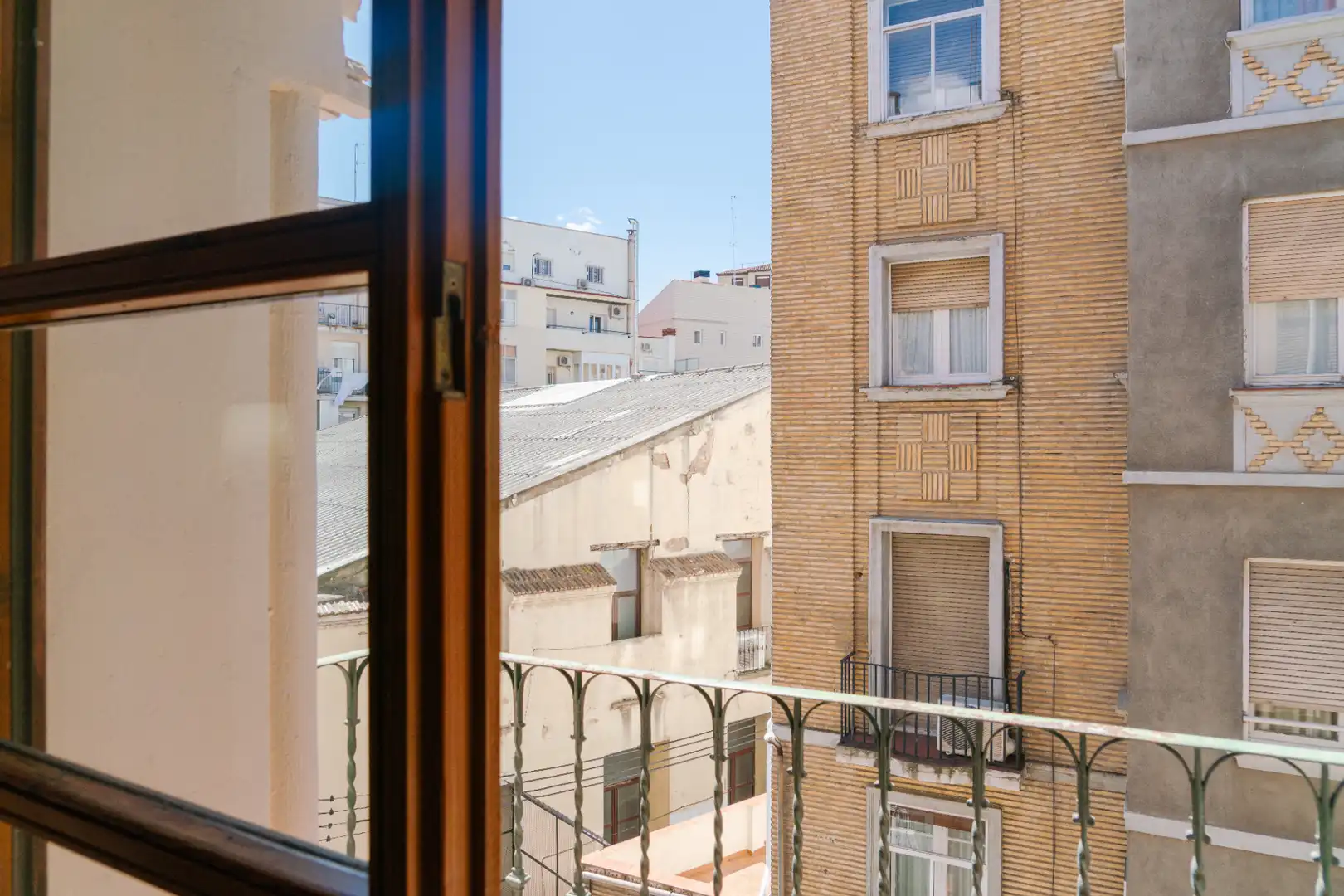 Balcony of Flat for sale in Zaragoza  with Heating, Furnished and Oven