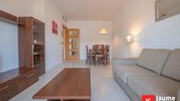 Sala d'estar de Pis en venda en Torredembarra amb Aire condicionat i Terrassa