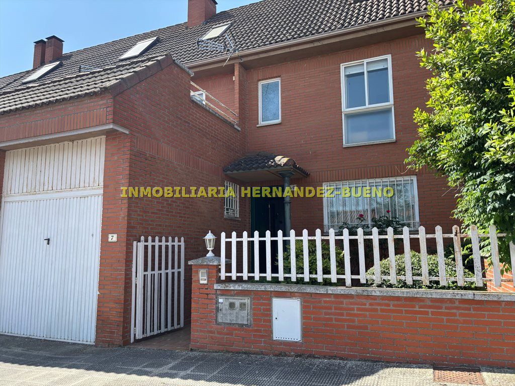 Exterior view of Single-family semi-detached for sale in Carrascal de Barregas  with Heating and Terrace