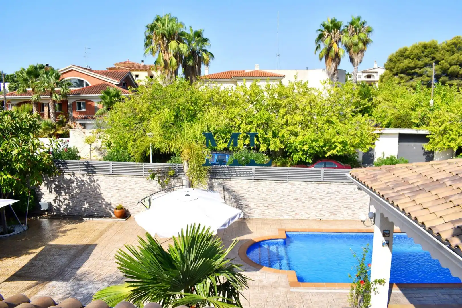 Swimming pool of Houses for sale in Roda de Berà  with Heating and Swimming Pool