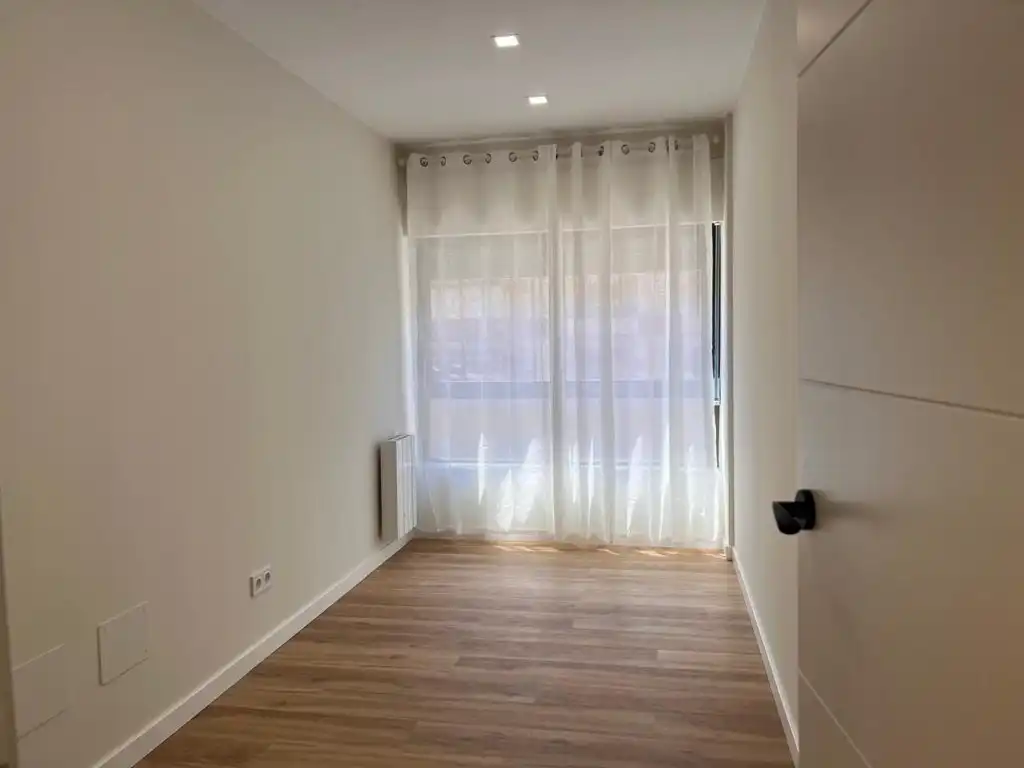 Schlafzimmer von Erdgeschoss zum Verkauf in Centro