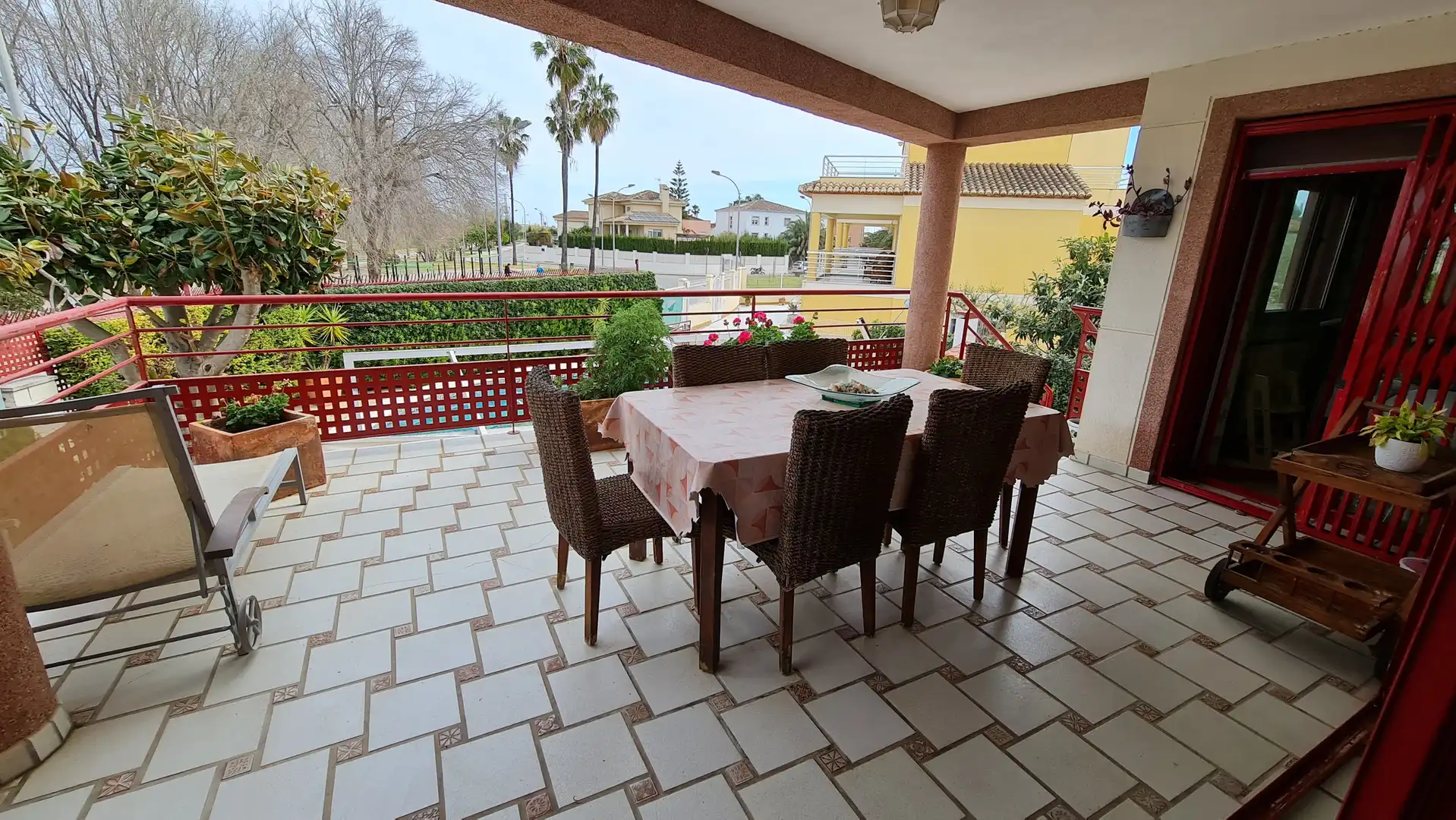 Jardí de Casa o xalet en venda en Oliva amb Aire condicionat, Calefacció i Jardí privat