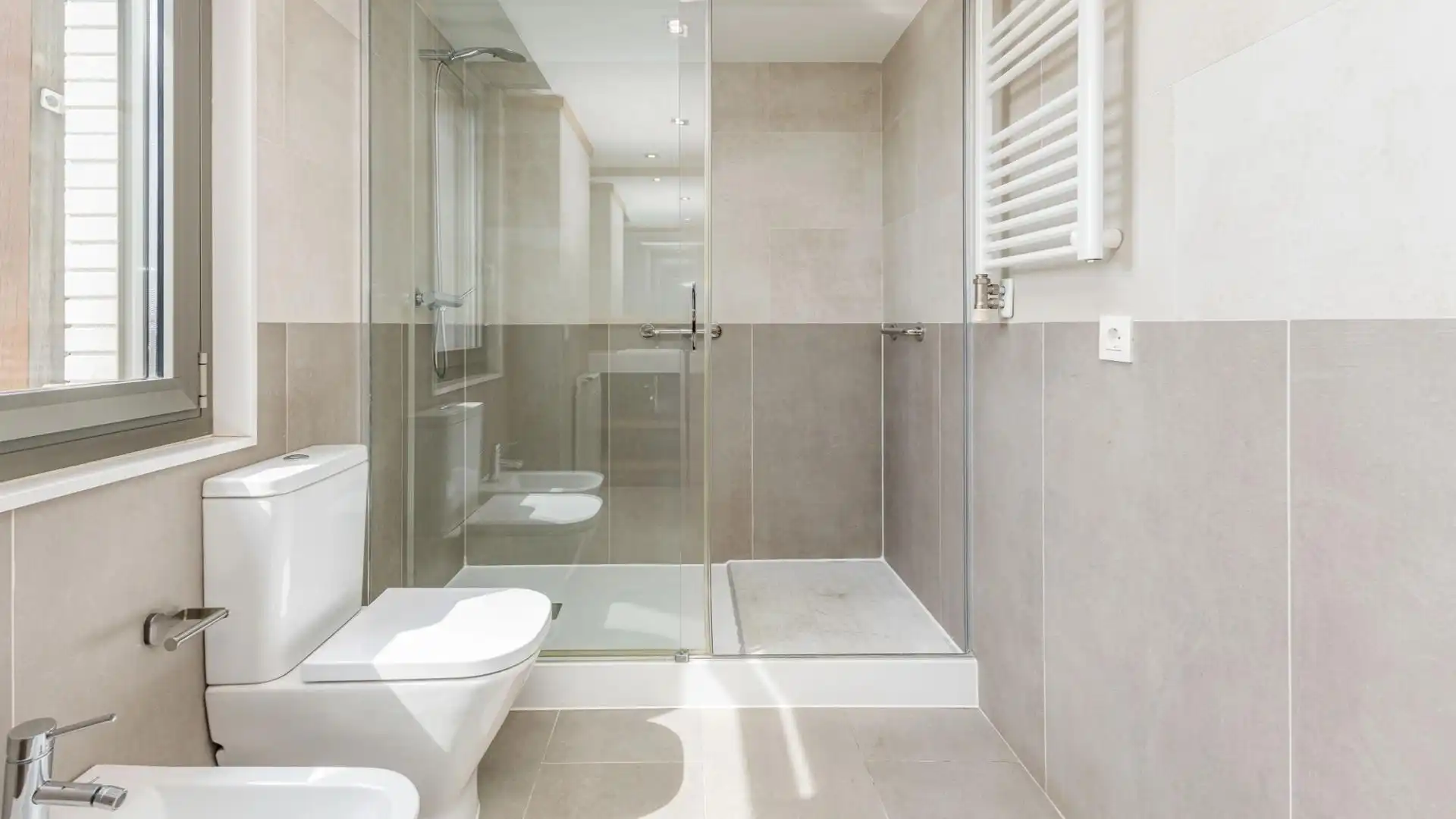 Baño de Casa o chalet de alquiler en Sabadell con Aire acondicionado, Calefacción y Jardín privado