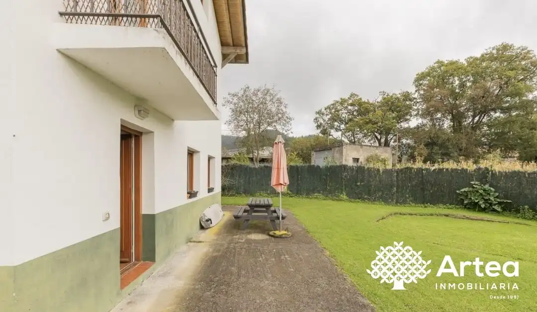 Garden of Detached homes for sale in Lezama  with Heating, Private garden and Terrace