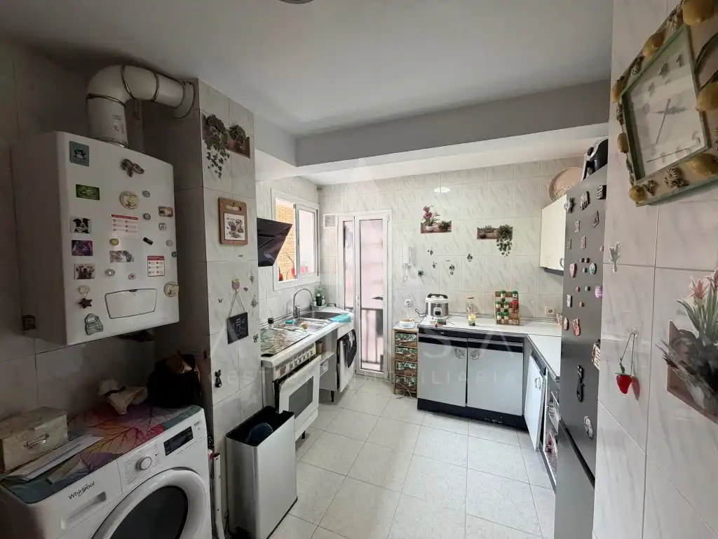 Küche von Wohnung zum Verkauf in Madrid